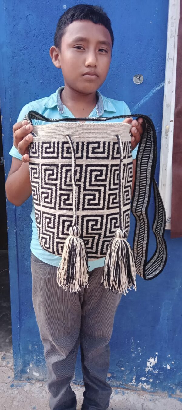 Mochila Grande Breiner de Jesús Deluquez